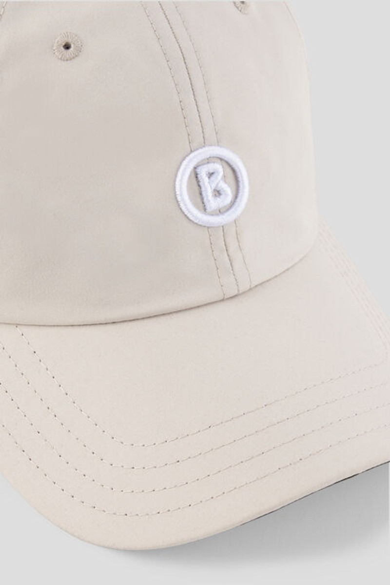 Berno Cap in Beige 3