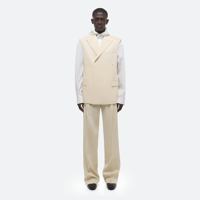 SLEEVELESS CAR BLAZER 4