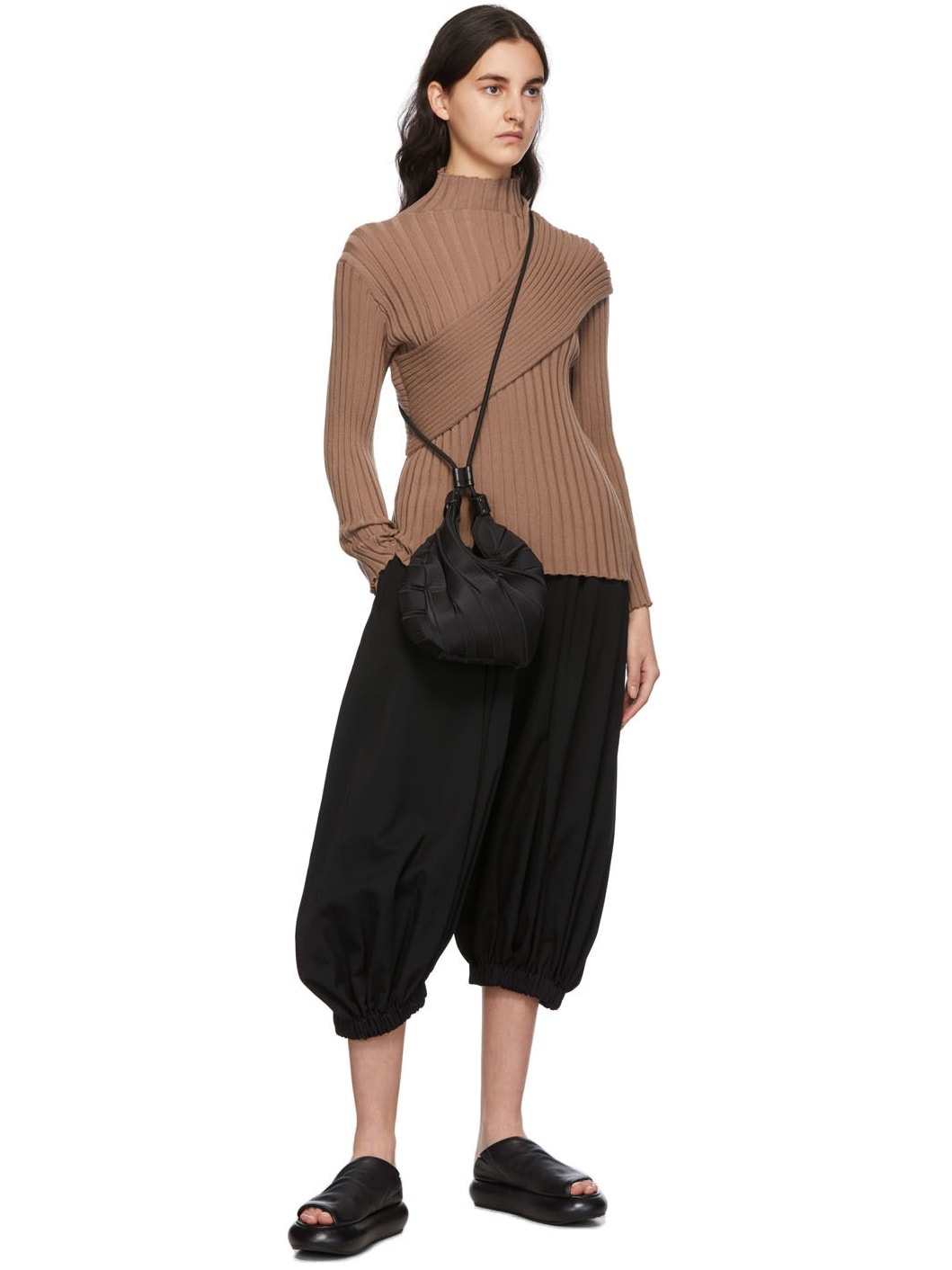 Black Linear Knit Bag - 5