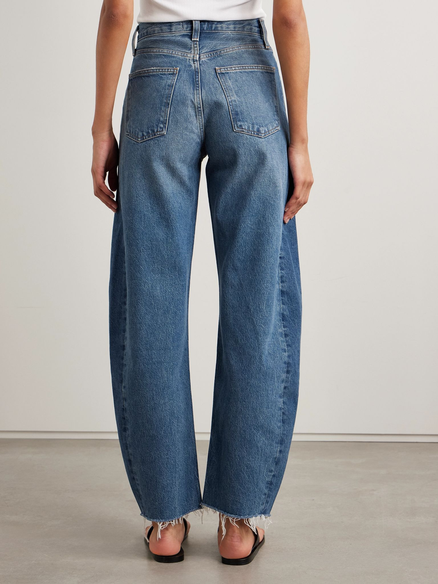 Luna frayed high-rise barrel-leg jeans Mid denim - 4