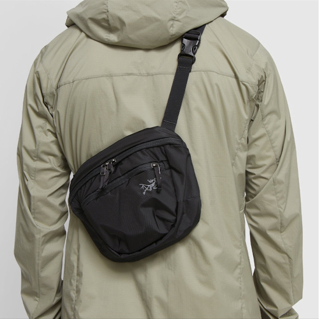 Arc'Teryx Mantis 2 Crossbody Bag 'Black Grey' L07449500 - 2
