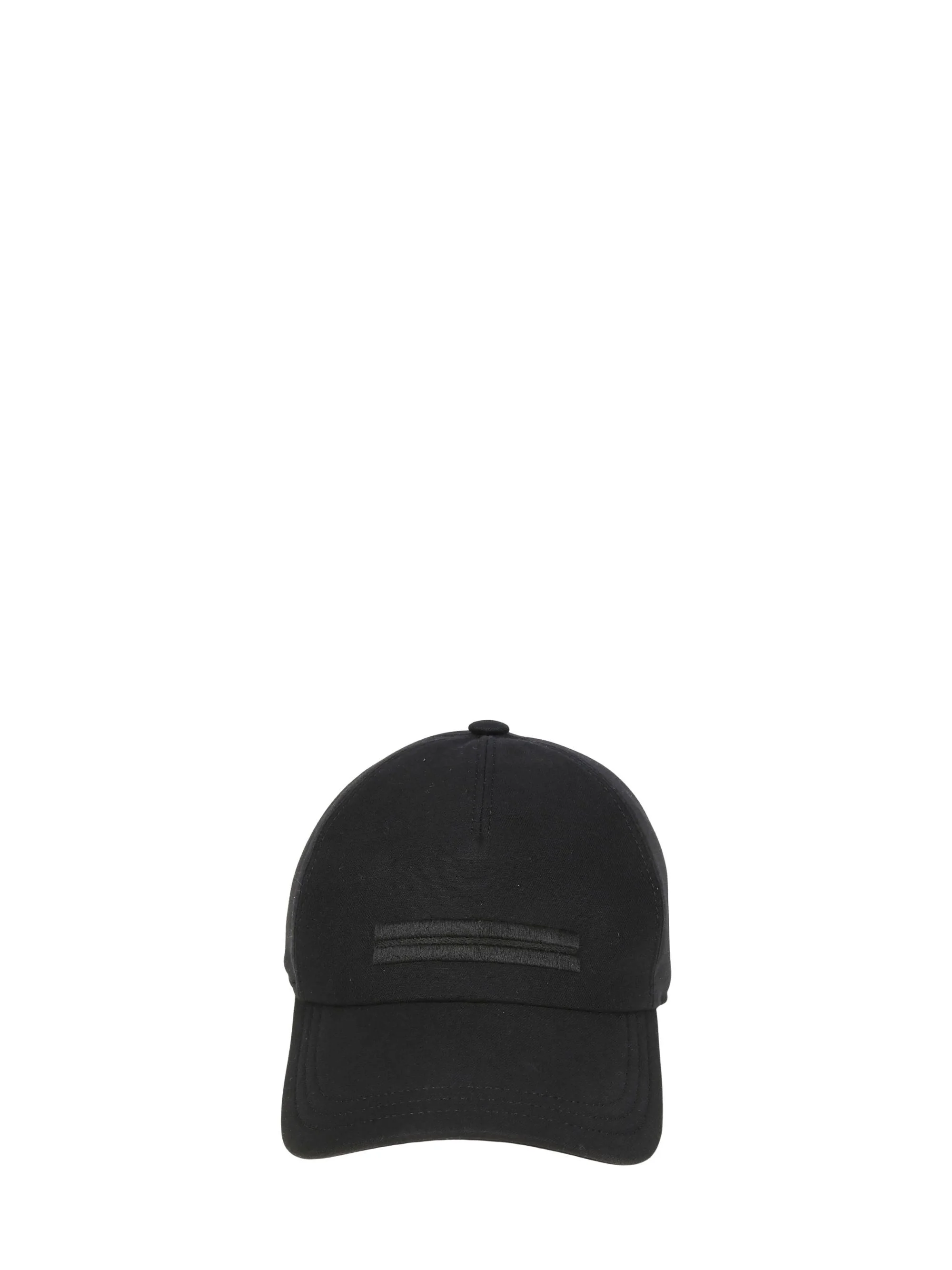 Hat with embroidery - 1