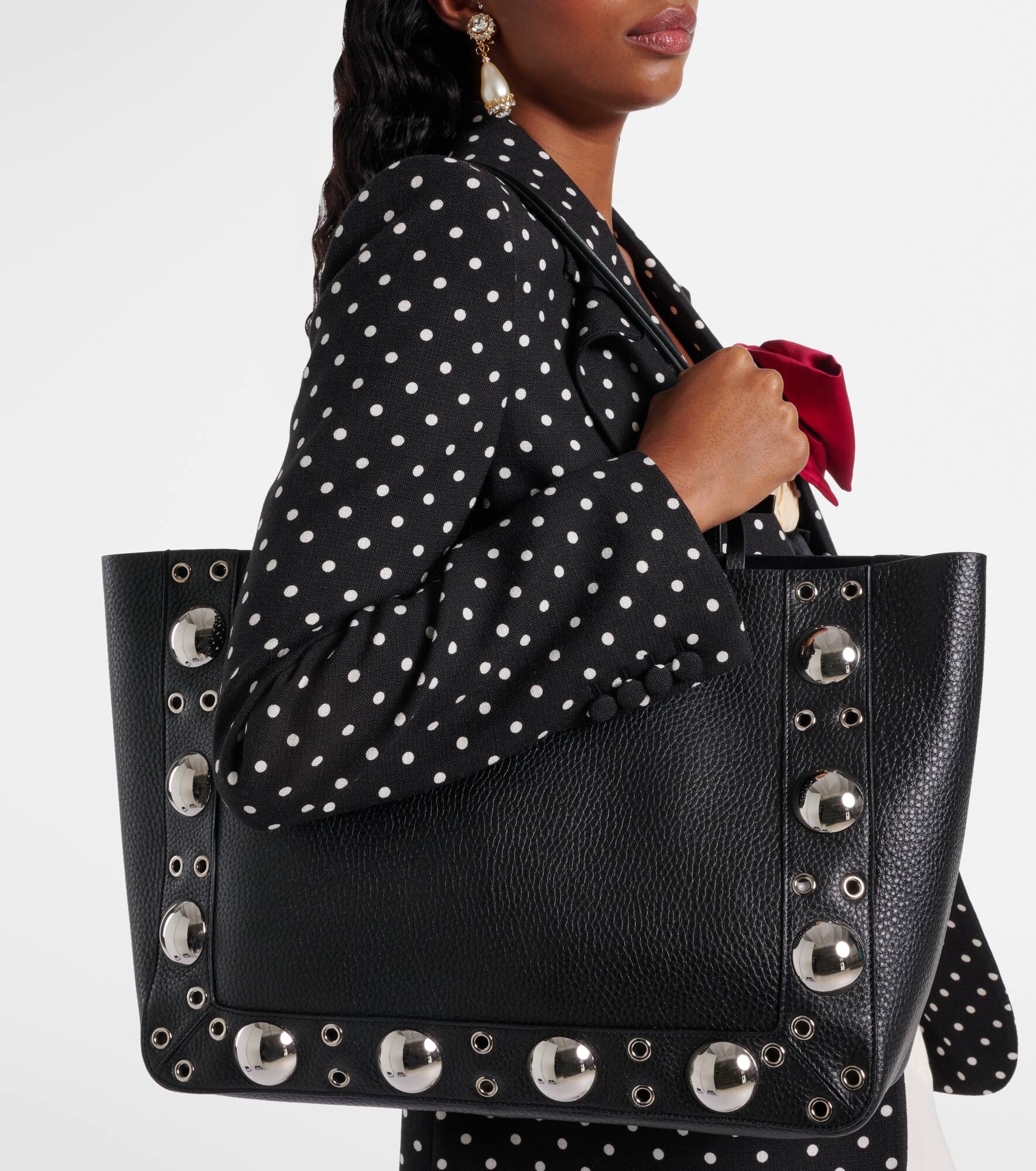 Nellcôte Medium studded leather shopper - 7