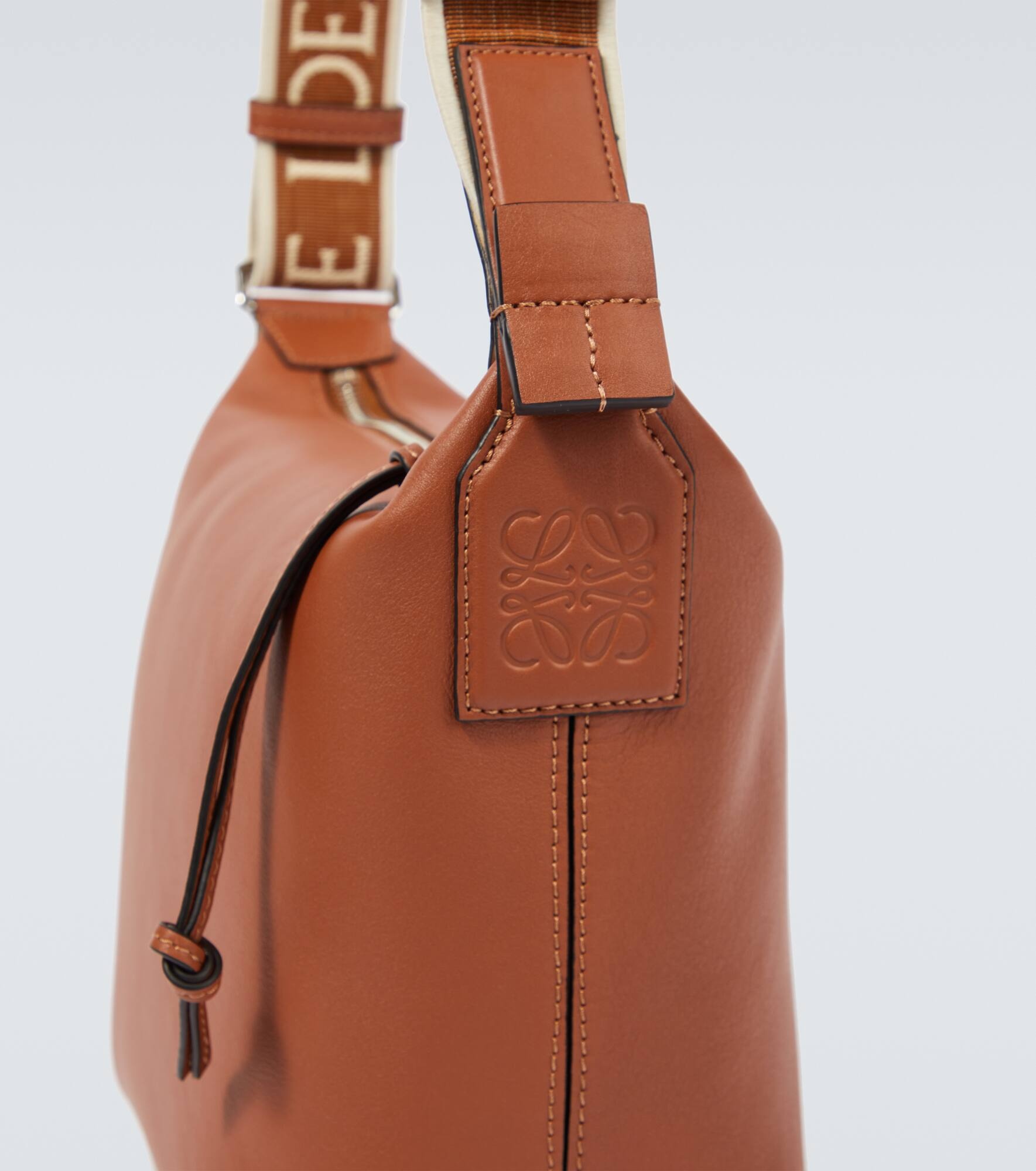 Cubi Small leather crossbody bag - 6