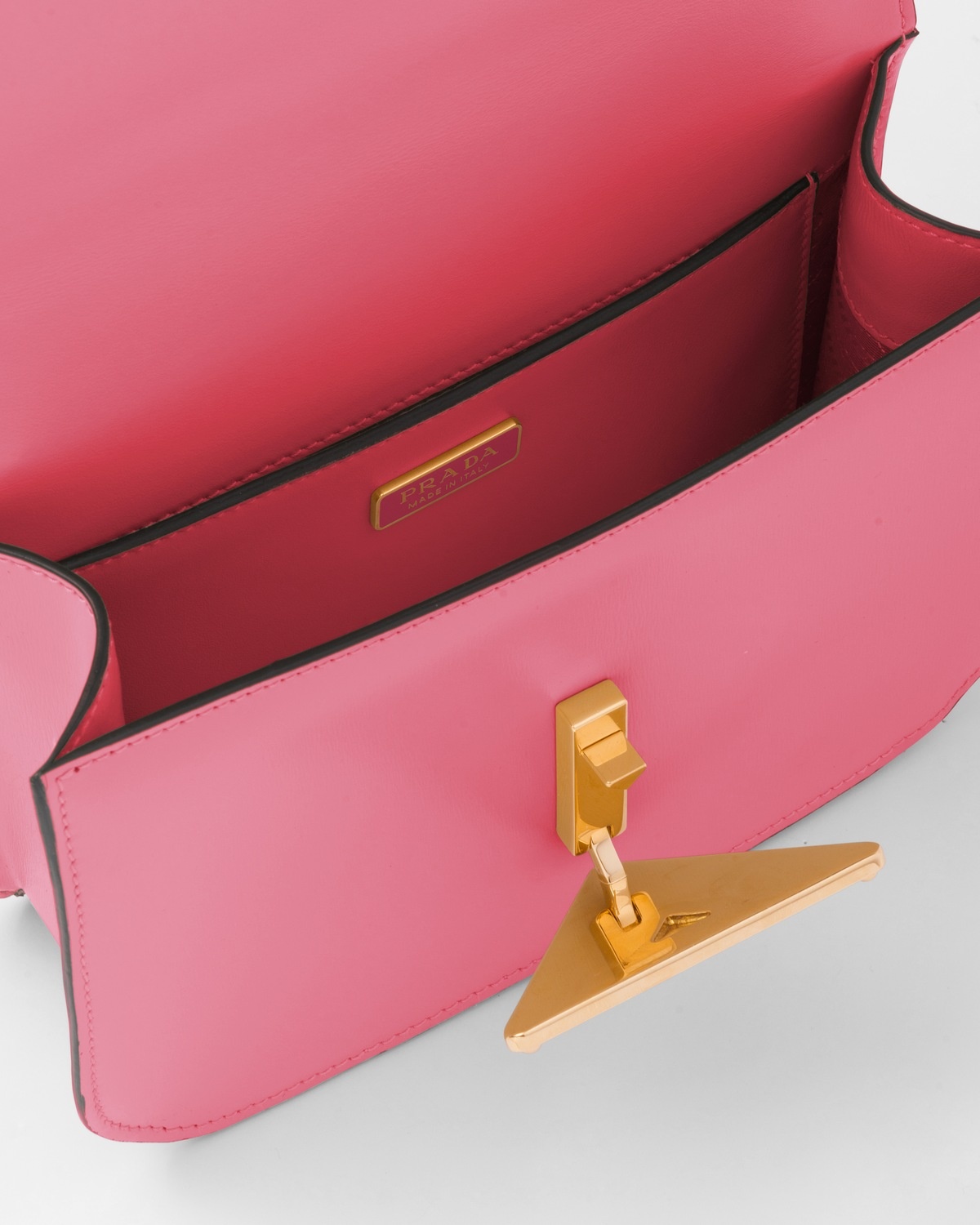 Prada Emblème leather bag - 5
