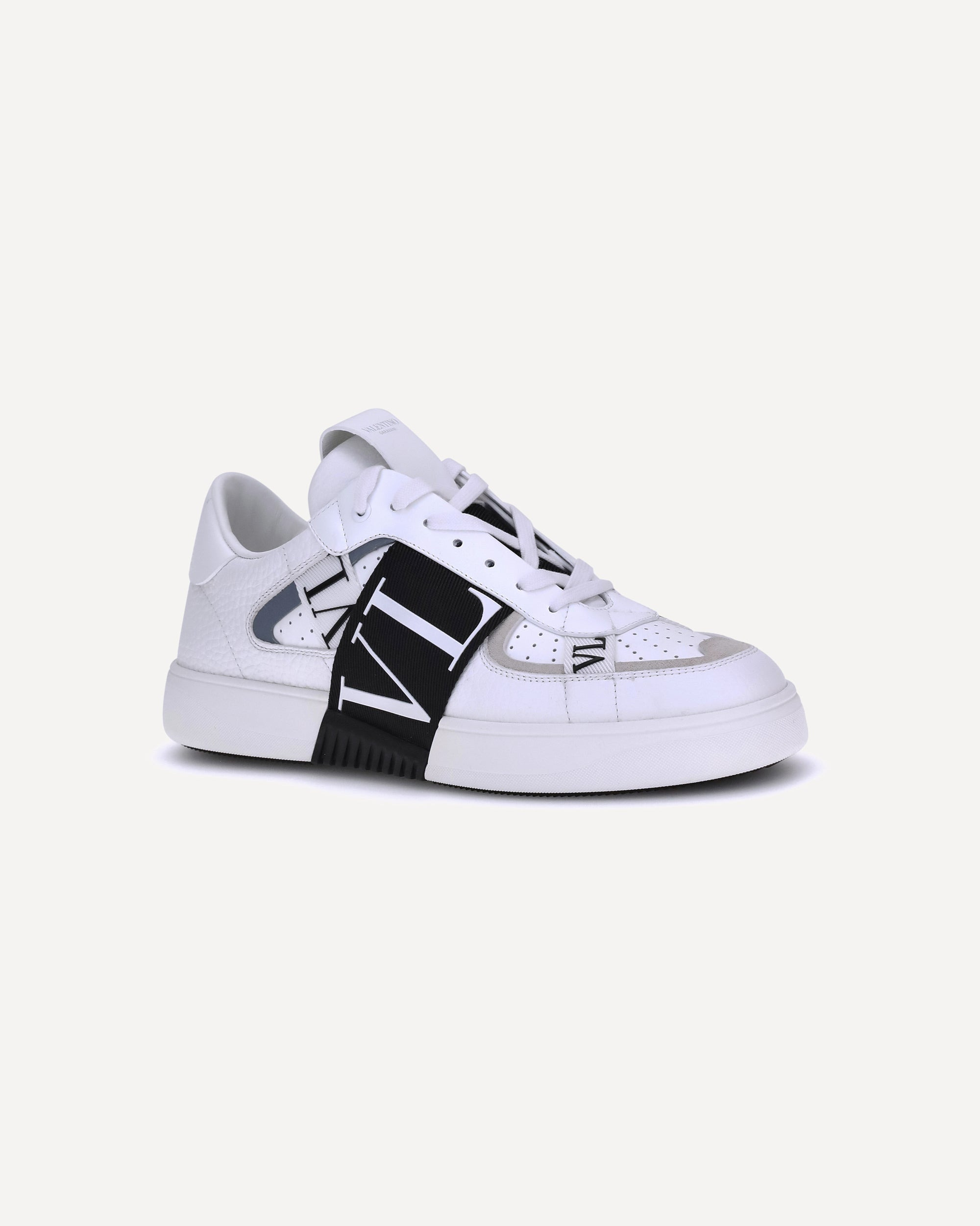 Low-Top Sneakers - 2