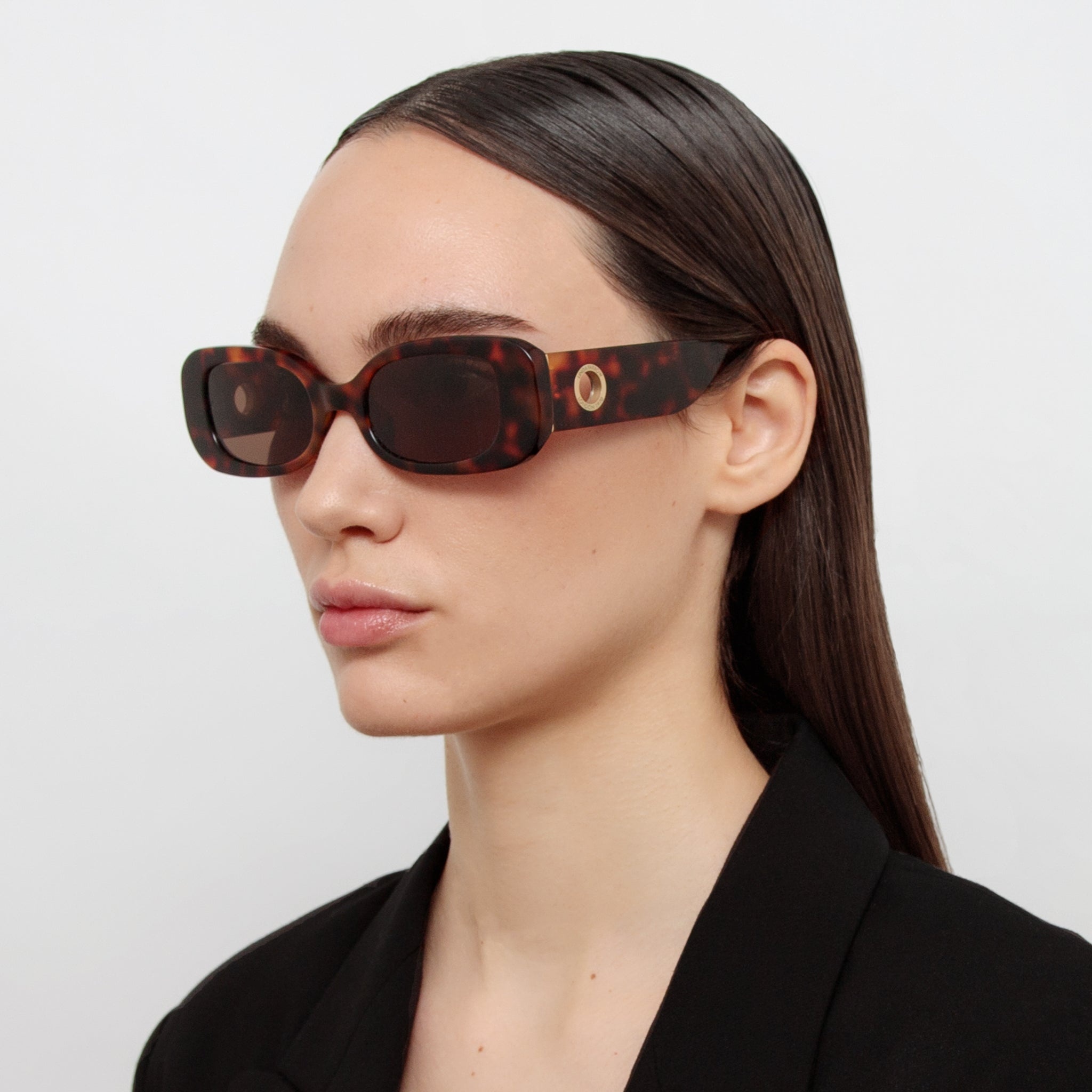 LOLA RECTANGULAR SUNGLASSES IN TORTOISESHELL - 2