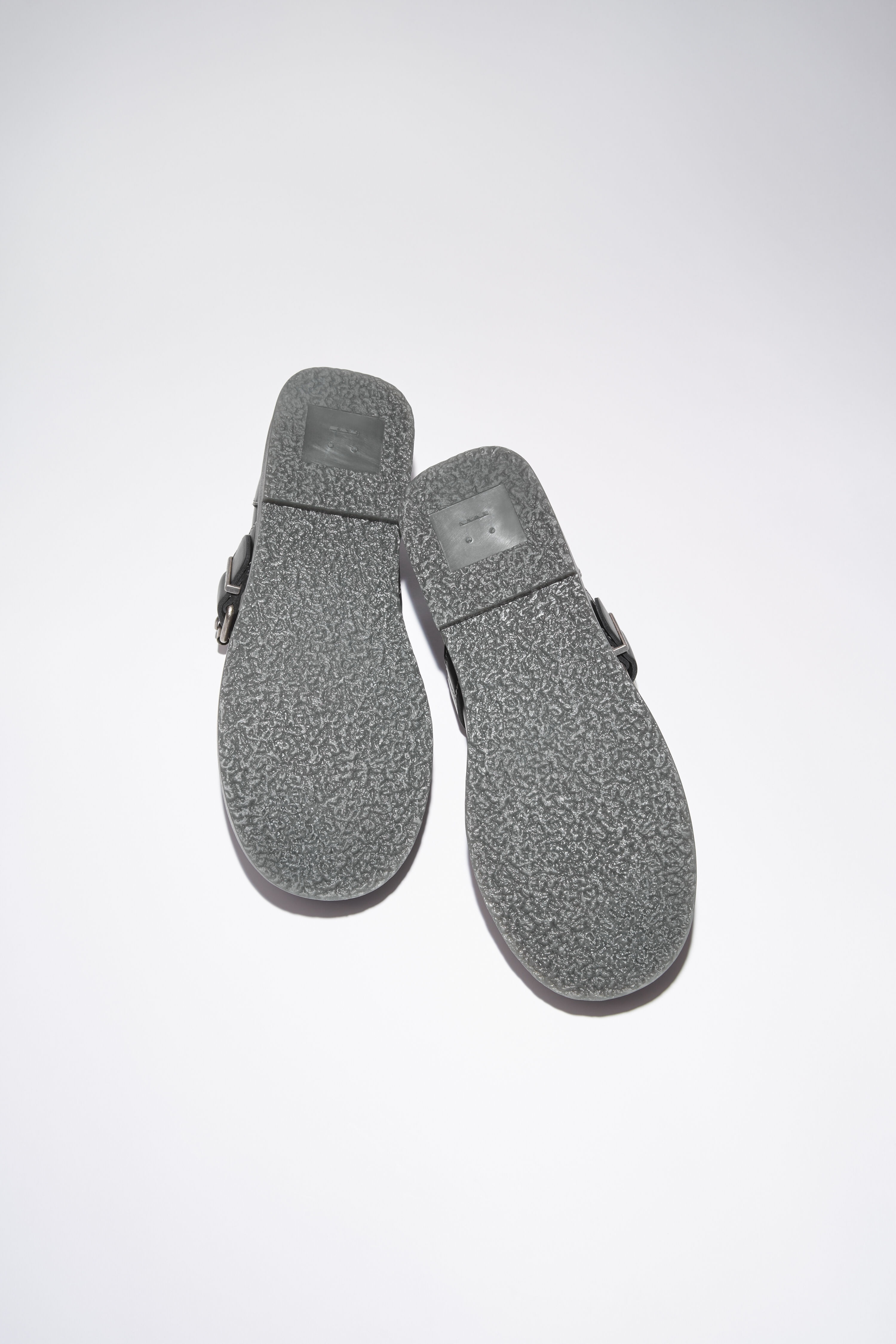 Leather buckle shoes - Black - 3