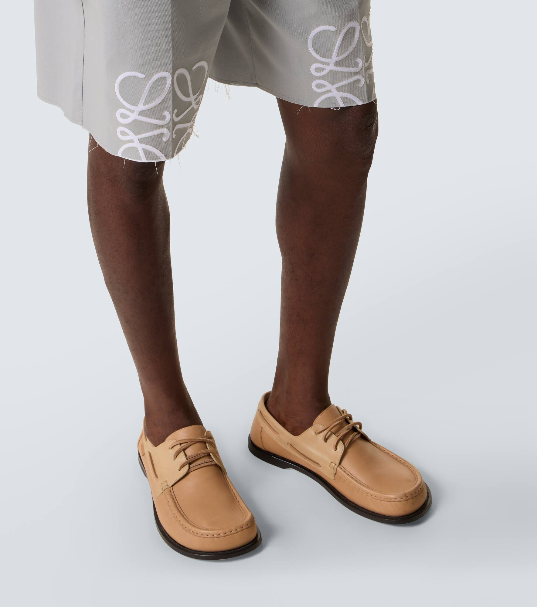 Anagram cotton twill shorts - 6