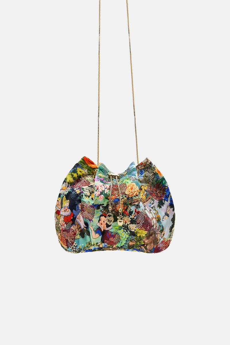 DRAWSTRING POUCH WITH CHAIN STRAP 1