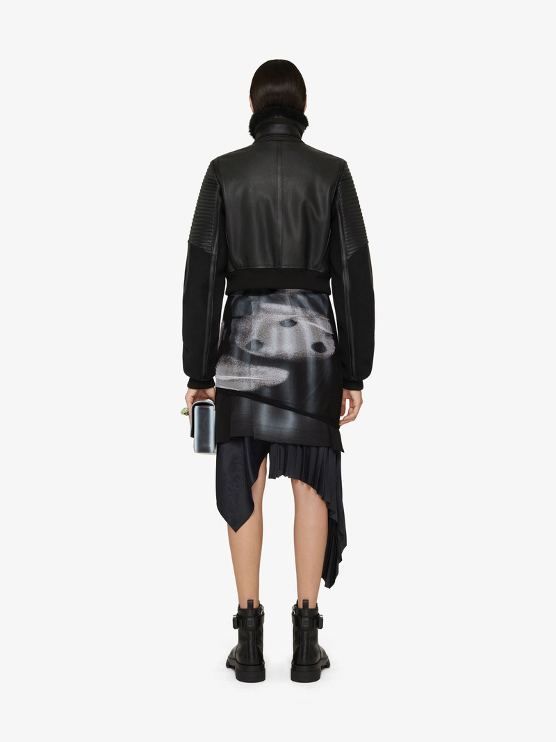 BIKER JACKET IN LEATHER WITH METALLIC DETAILS 4