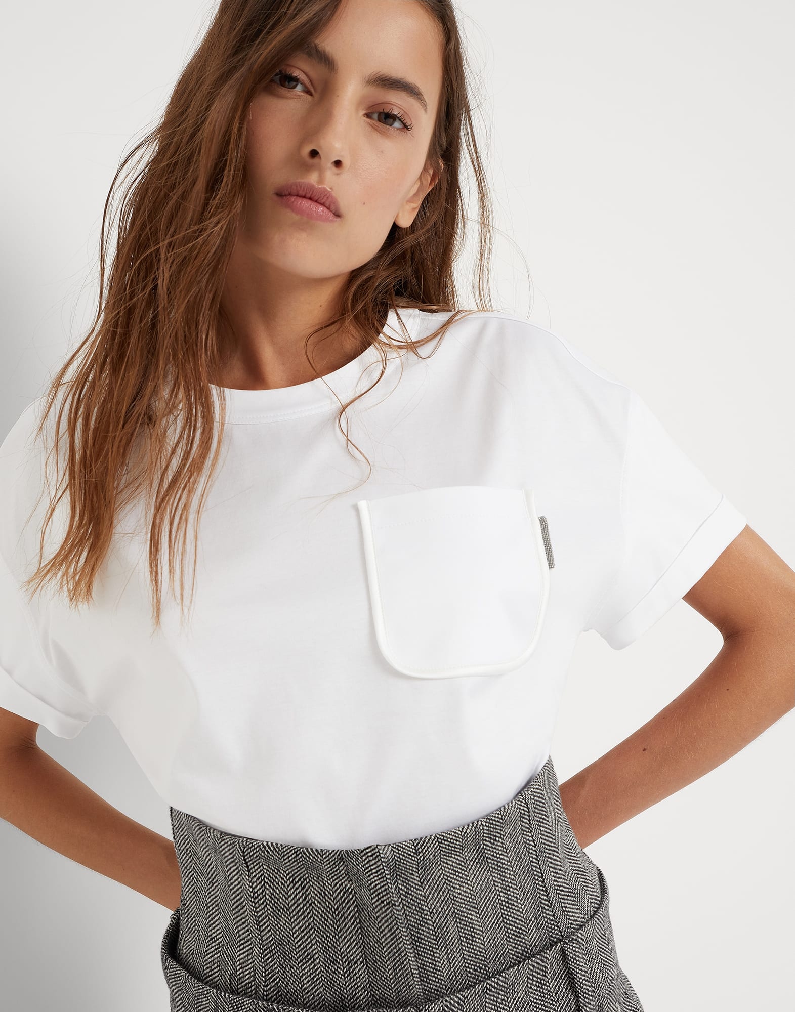 Tシャツ・カットソー BRUNELLO CUCINELLI COTTON JERSEY T-SHIRT WITH SHINY TAB Brunello Cucinelli COTTON JERSEY T-SHIRT WITH SHINY TAB