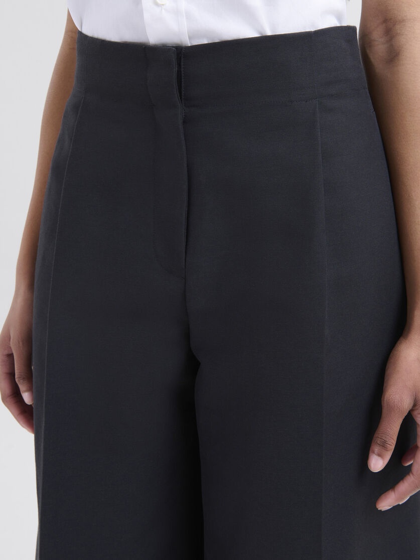 BLACK WIDE LEG COTTON BERMUDA SHORTS WITH MARNI SYMBOL - 4