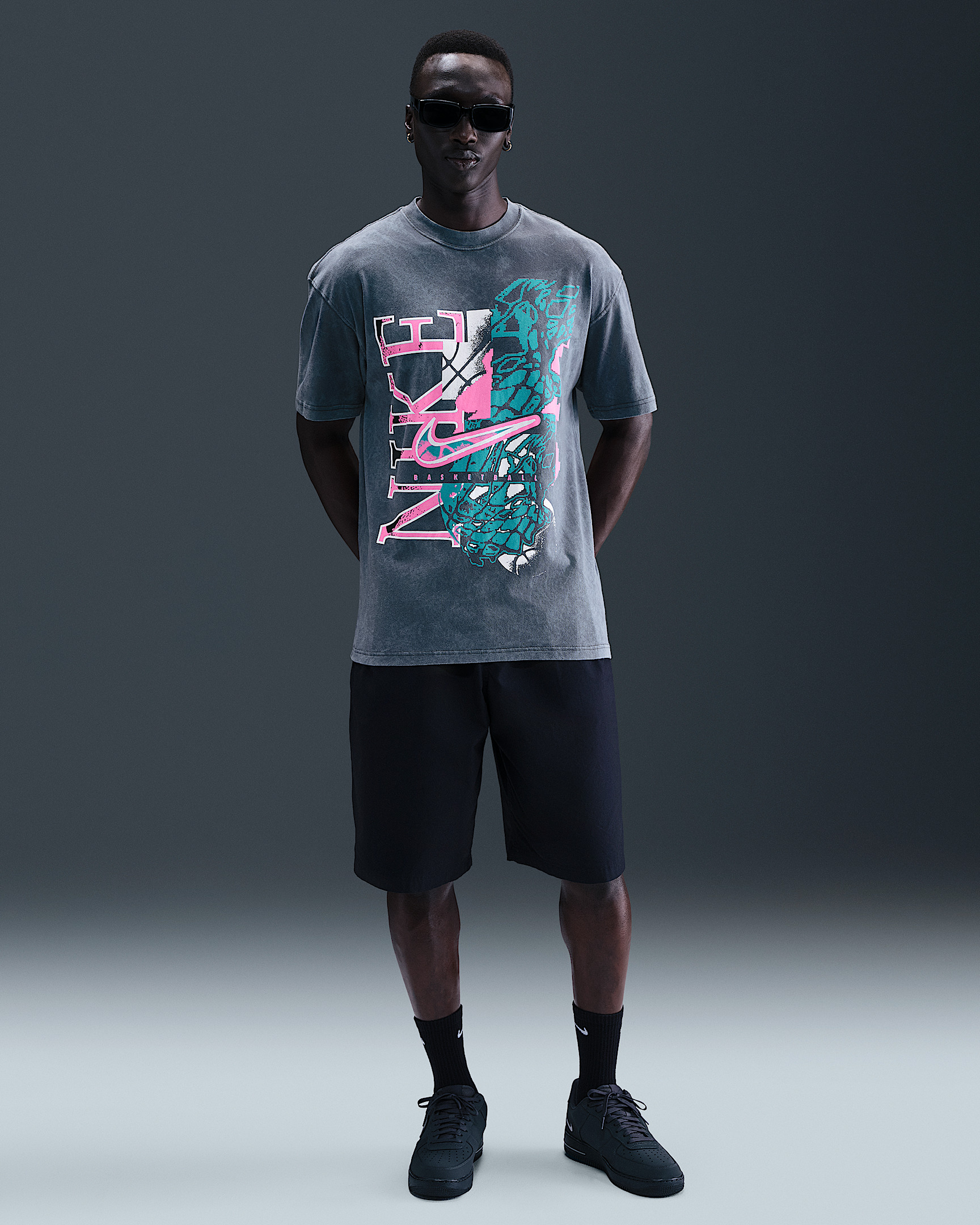 Nike Men's Basketball T-Shirt - 4