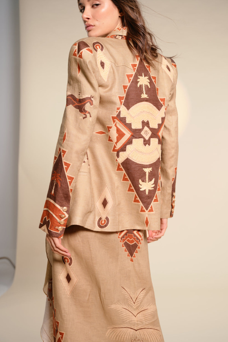 Calo Jacket 4