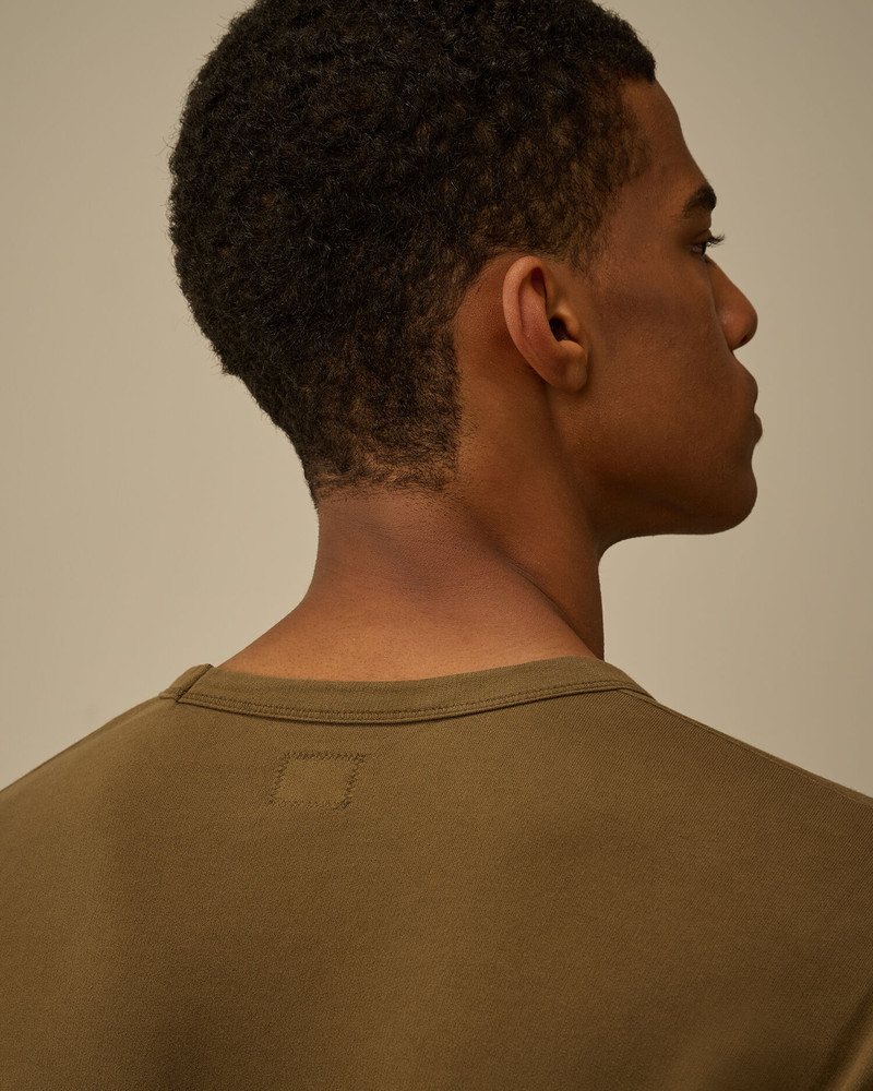 Light Fleece Crewneck Lens Sweatshirt 5