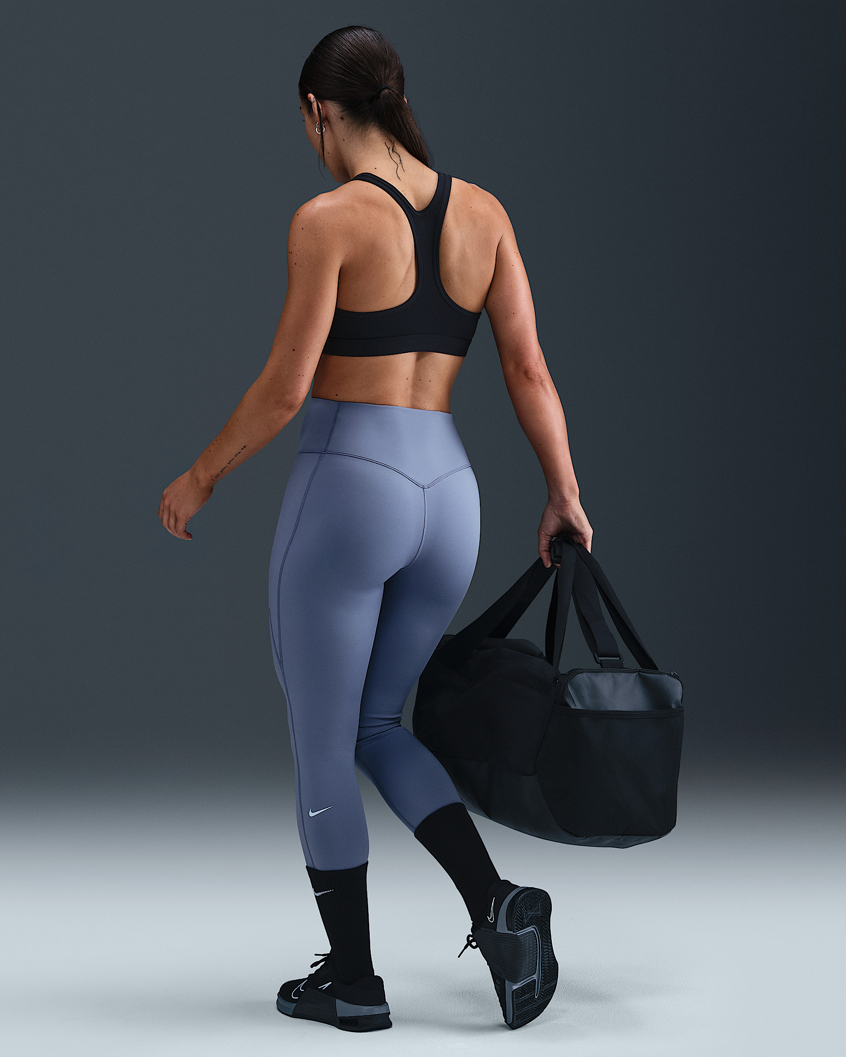 Nike Universa Women's High-Waisted 7/8 Leggings with No Front Seam - 4