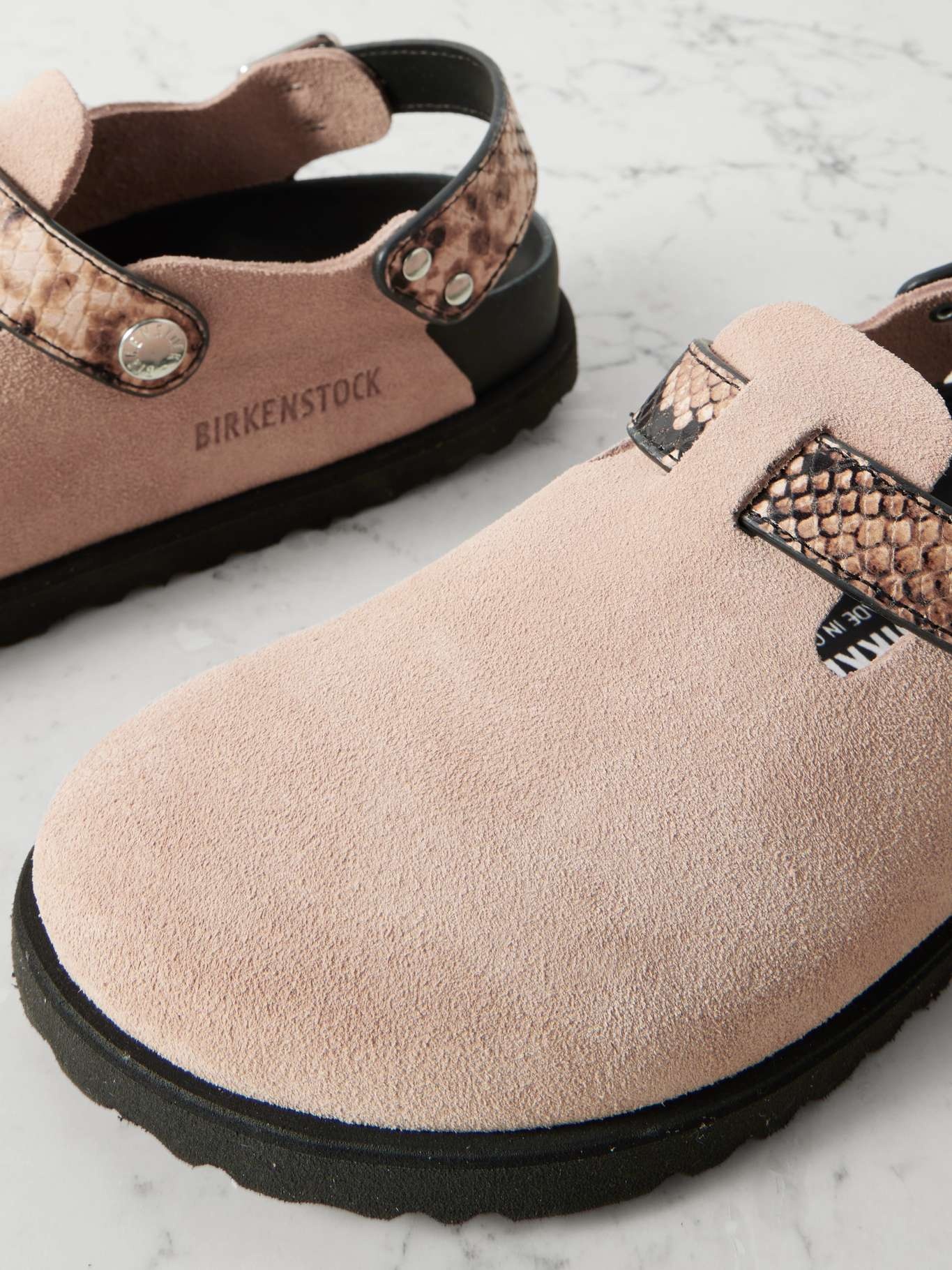 Tokio Cazador snake-effect leather-trimmed suede clogs Beige - 4