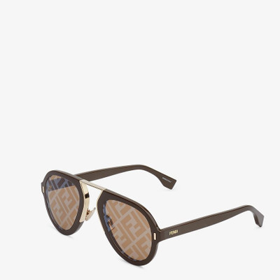 FENDI Brown sunglasses outlook