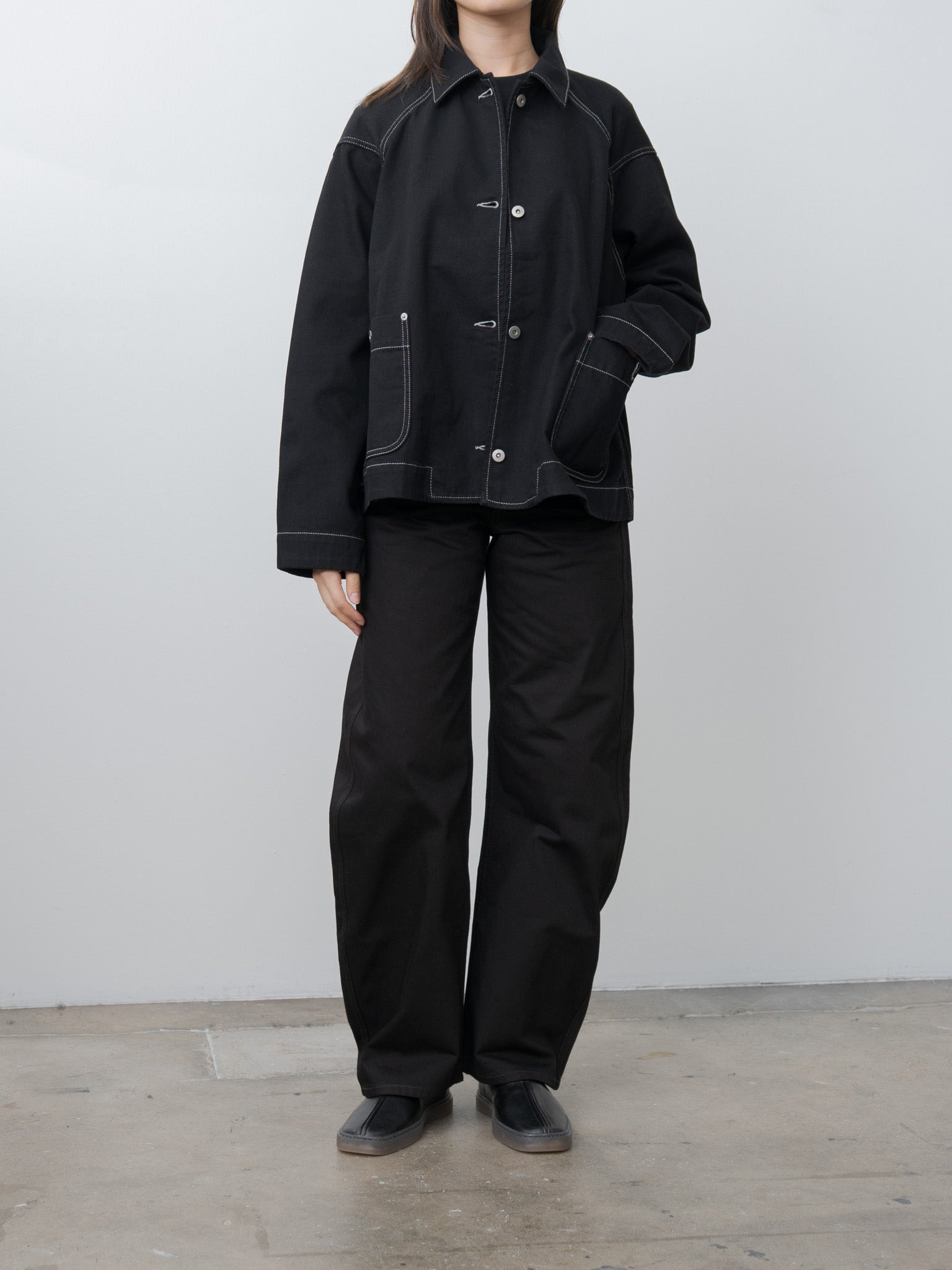 High Waisted Curved Pants - Black - 2