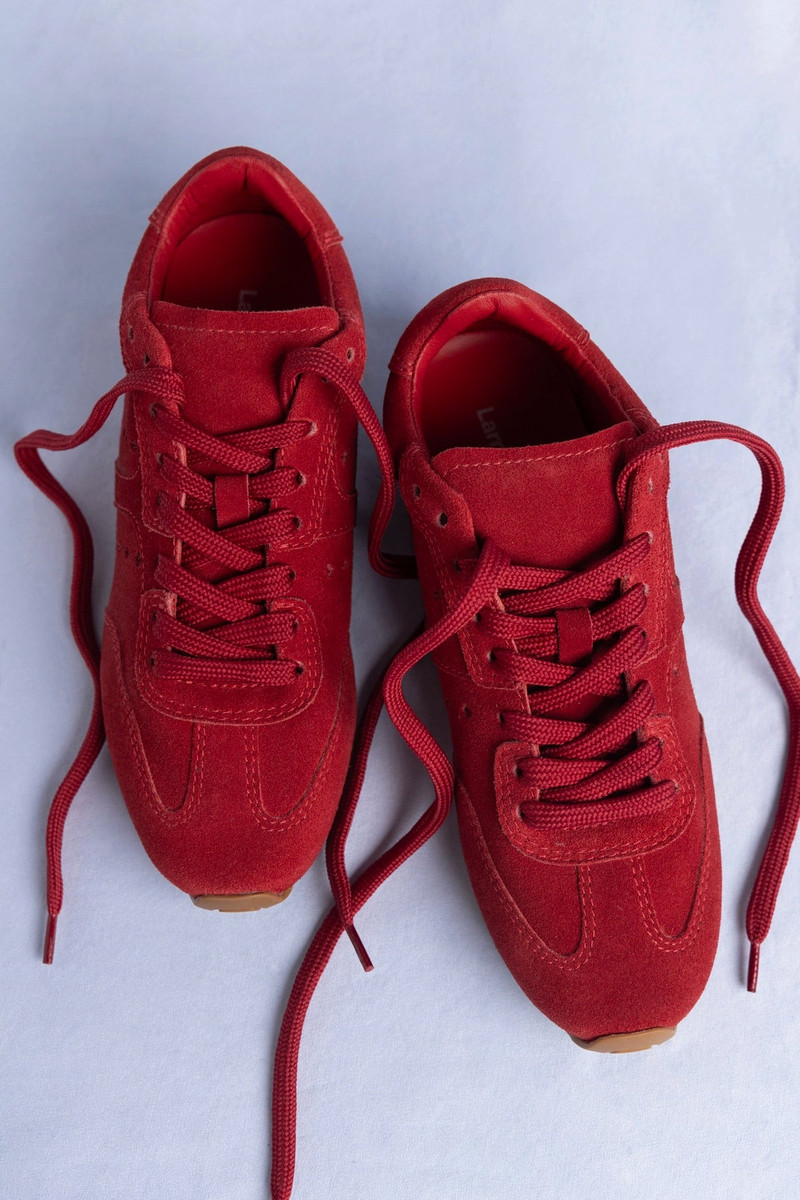 Stella Sneaker Carmine Suede 6