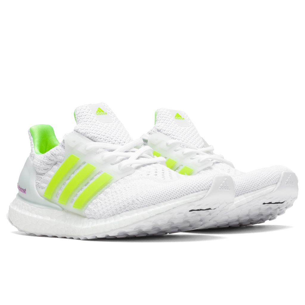 ADIDAS ULTRABOOST 5.0 DNA WOMEN'S - WHITE/SIGNAL GREEN - 2