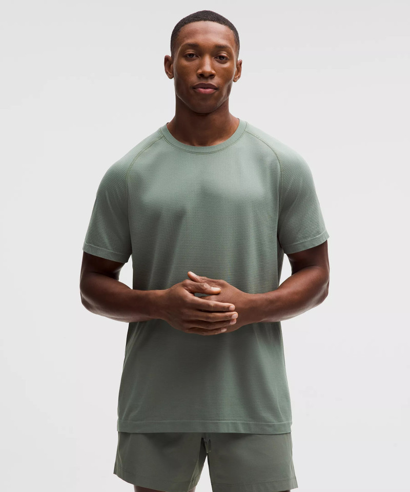 Metal Vent Tech Short-Sleeve Shirt 1