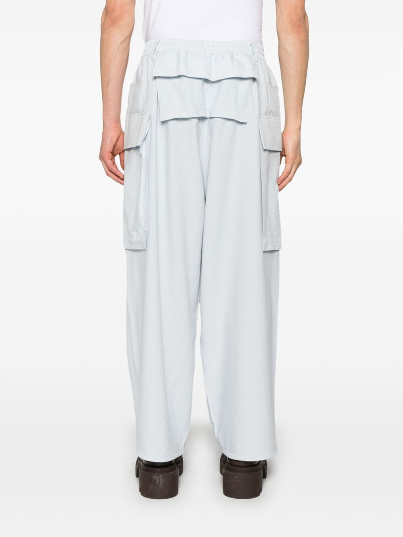 wide-leg cargo pants 4