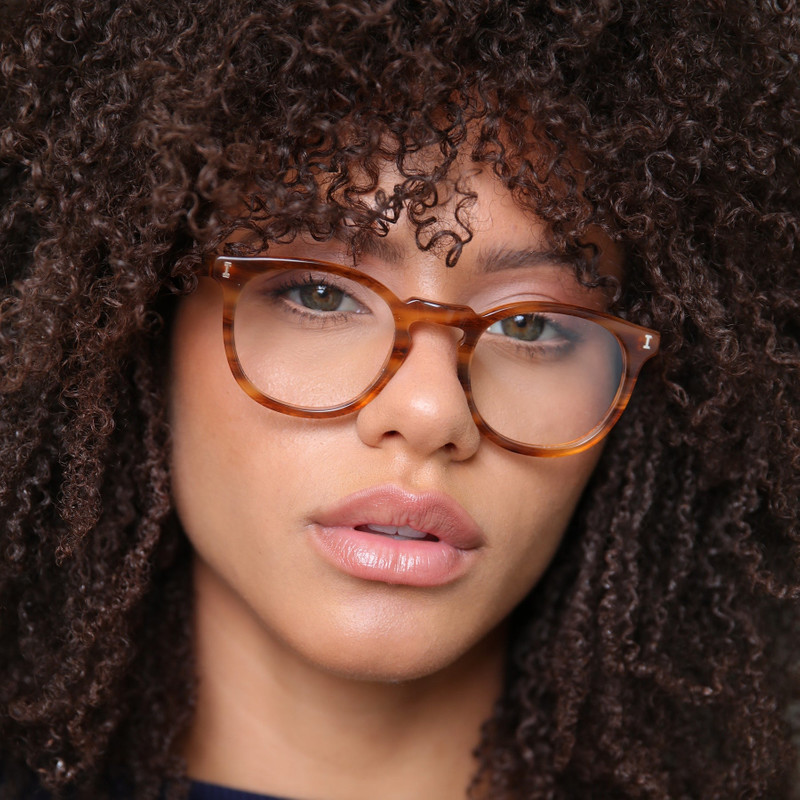 illesteva Eldridge 48 Optical outlook