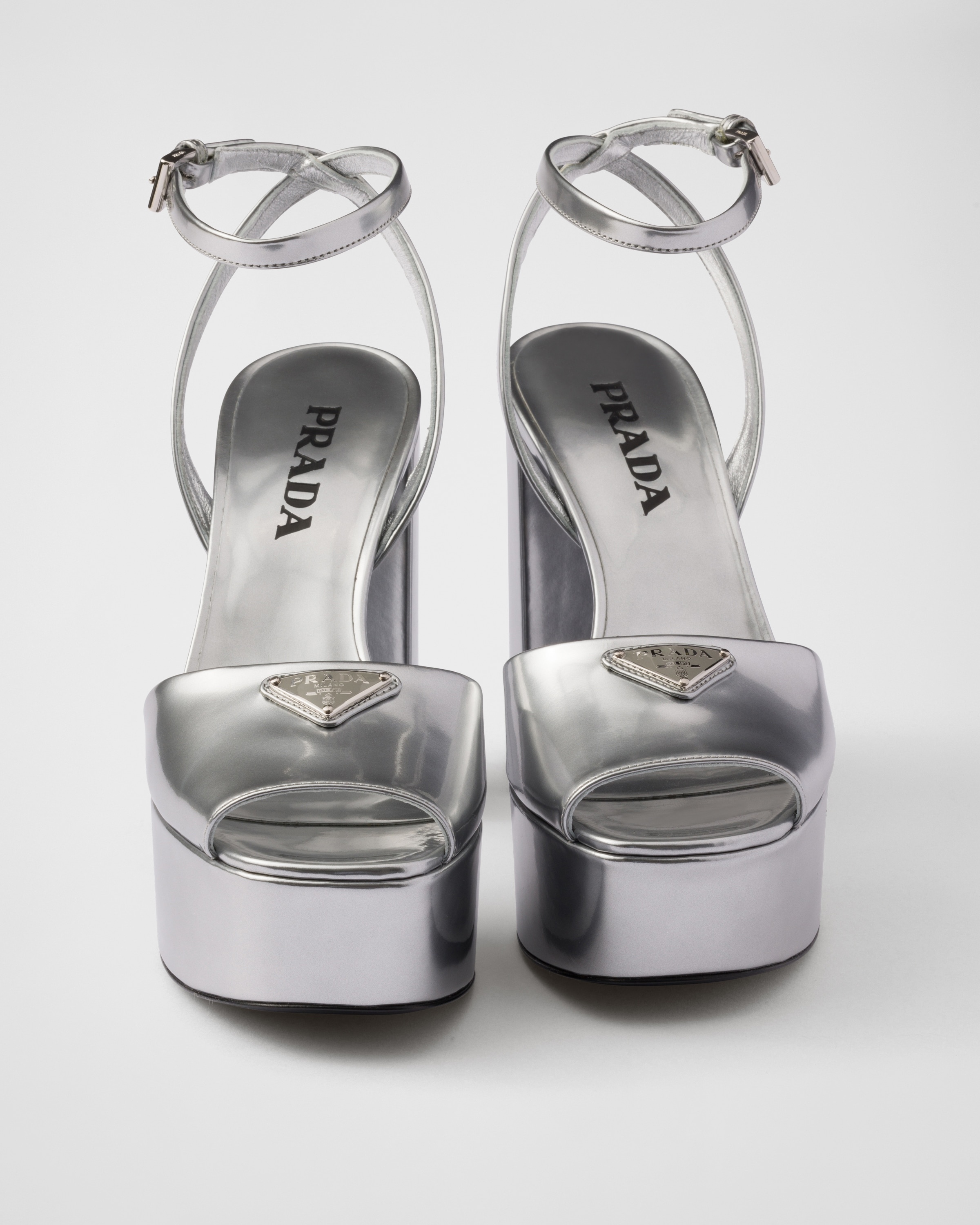 Metallic leather platform sandals - 5