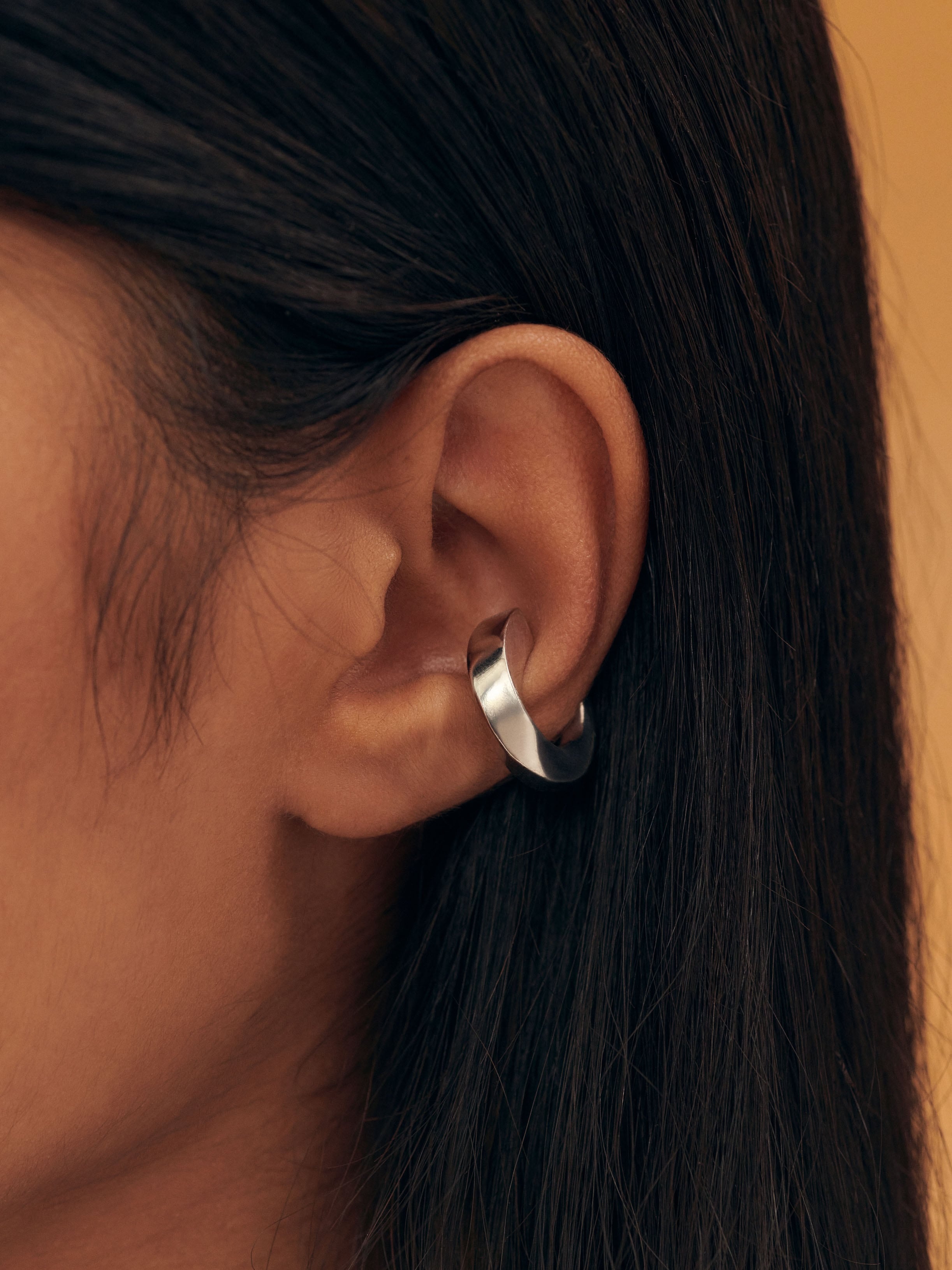 The Tourni ear cuff - 2