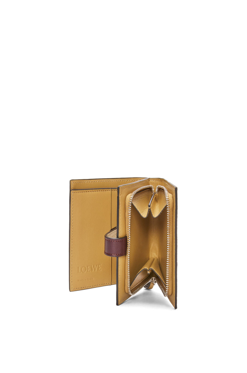 Compact zip wallet in soft grained calfskin 3