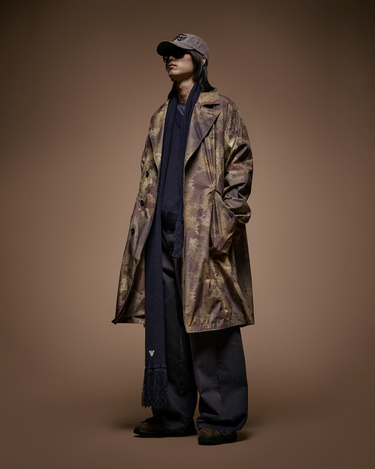 NEW YORK CAPSULE COLLECTION WOOL-BLEND V-NECK JUMPER - 6
