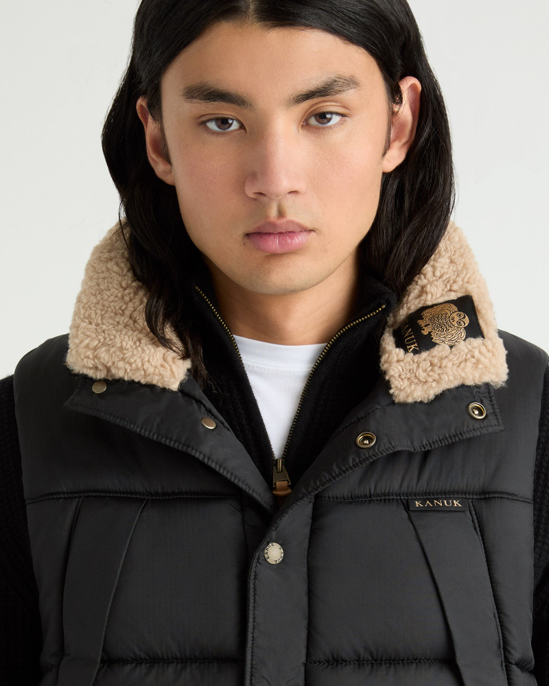 Douglas Vest 4