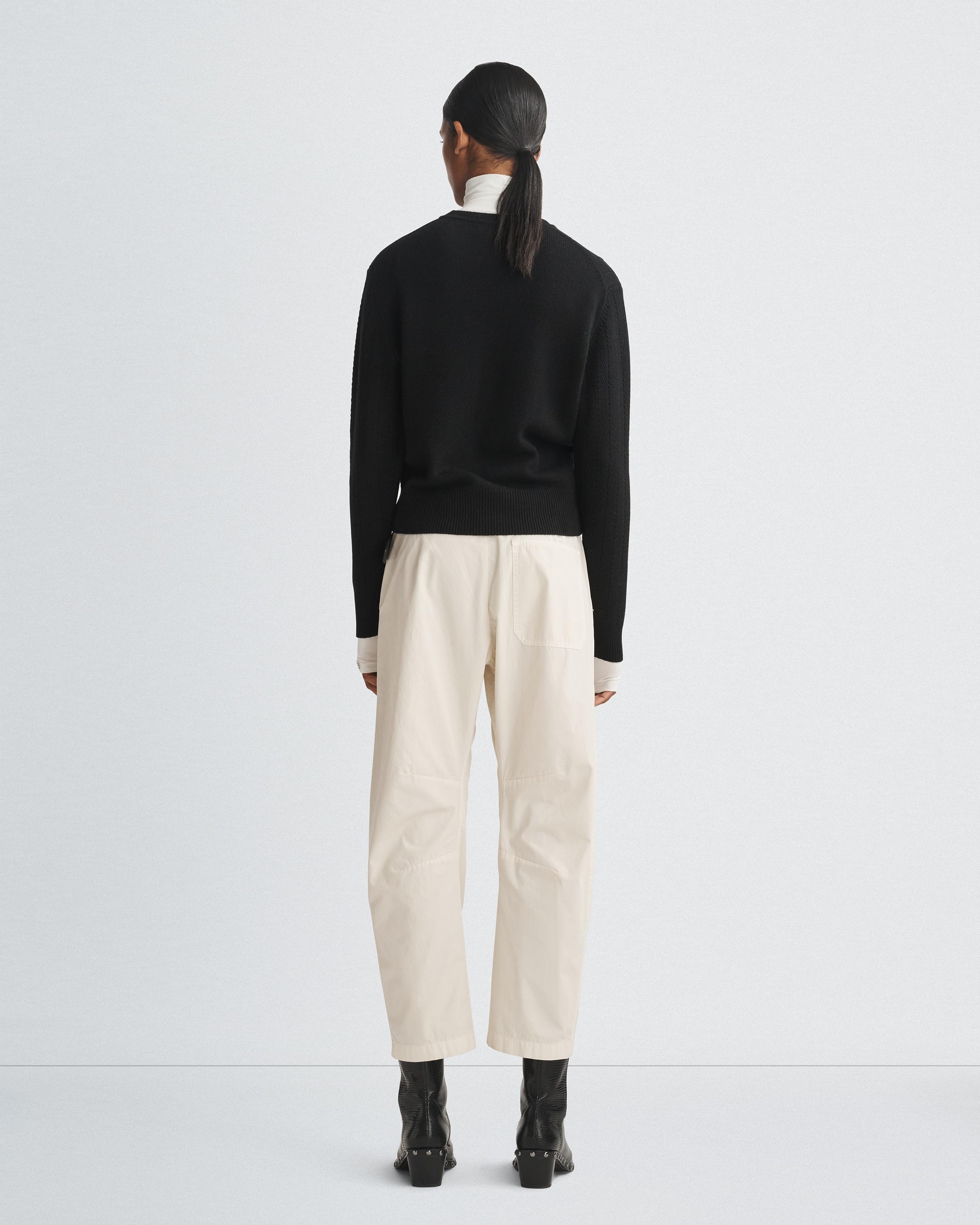 Durham Herringbone Cashmere Crew
Relaxed Fit Sweater - 5