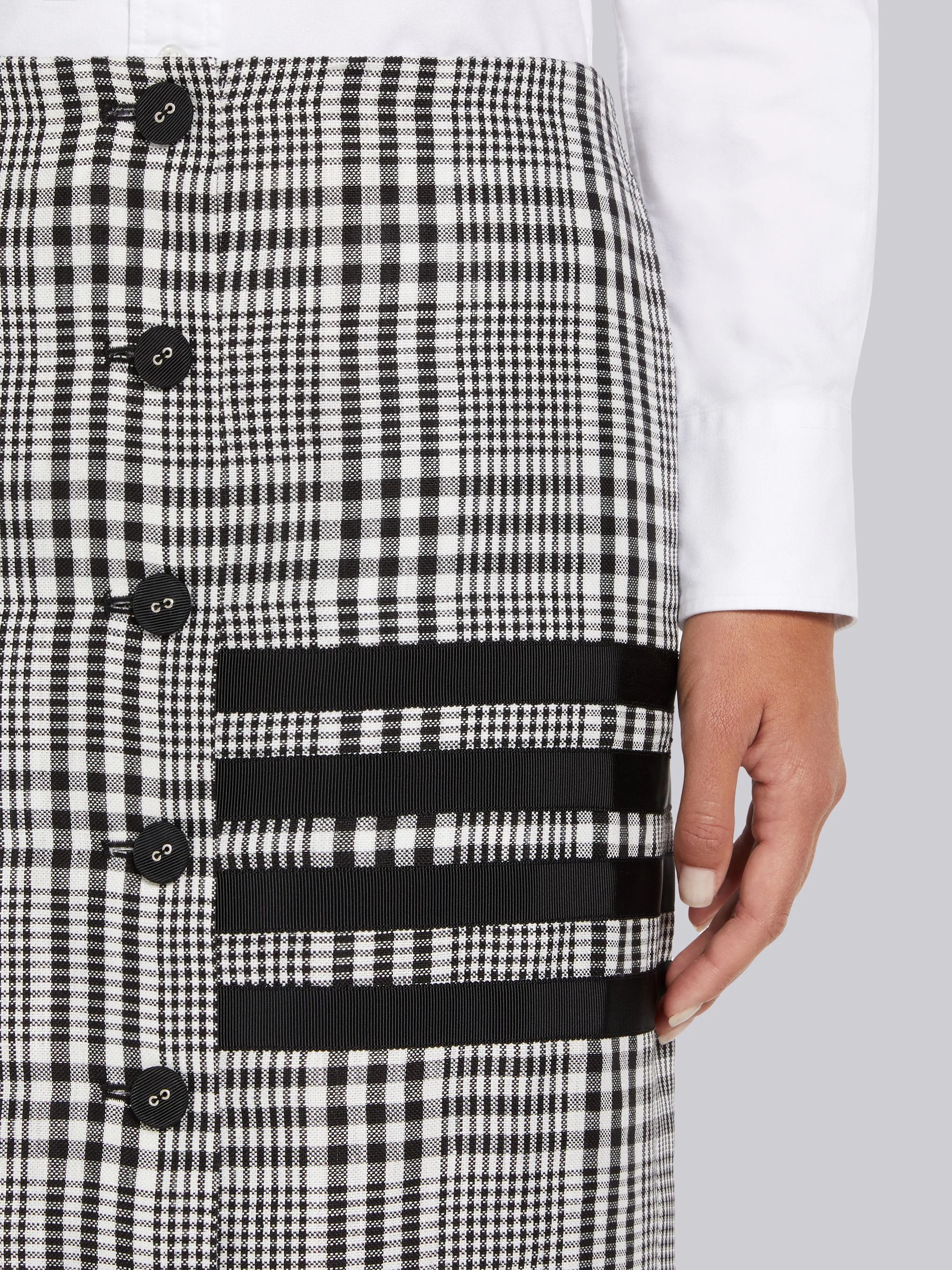 Black and White Gingham Crispy Linen 4-Bar Low Rise Button Front Ankle Length Cardigan Skirt - 5