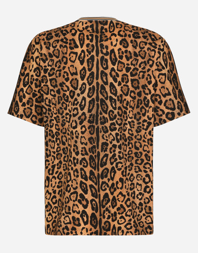 Dolce & Gabbana Round-neck T-shirt with leopard-print Crespo and tag outlook