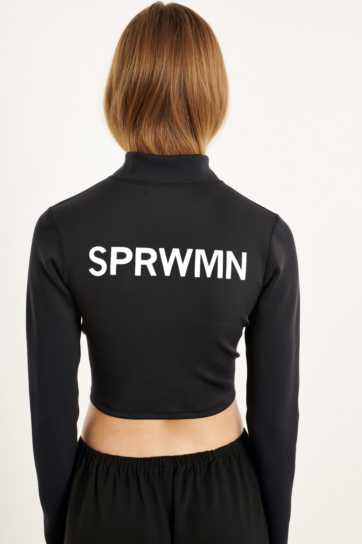 BLACK BACK LOGO CROPPED RASHGUARD - 3
