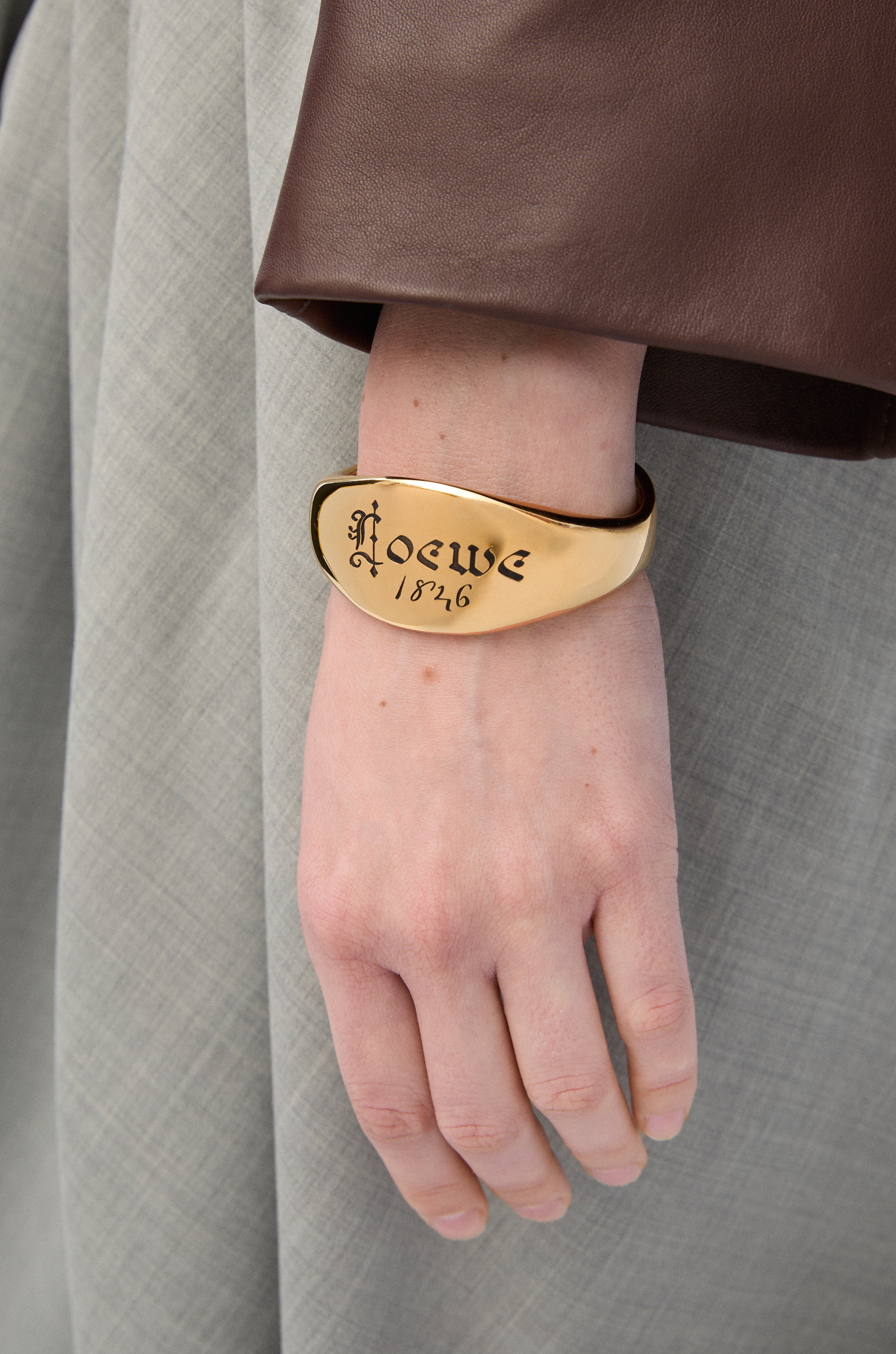 Signet cuff in sterling silver - 2