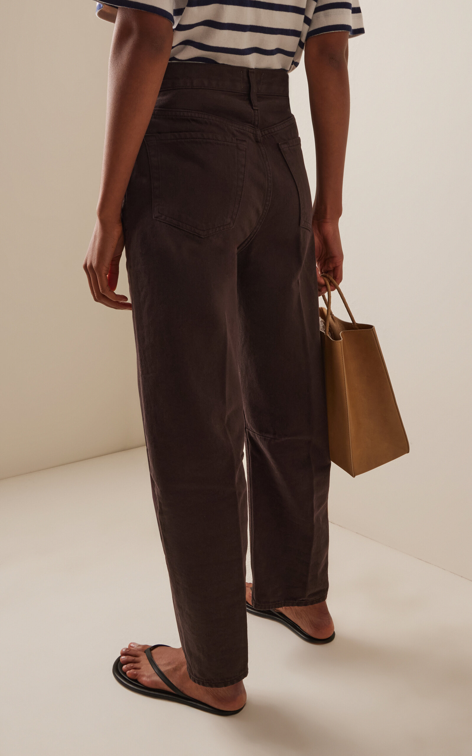 Miro Rigid High-Rise Barrel-Leg Jeans brown - 4