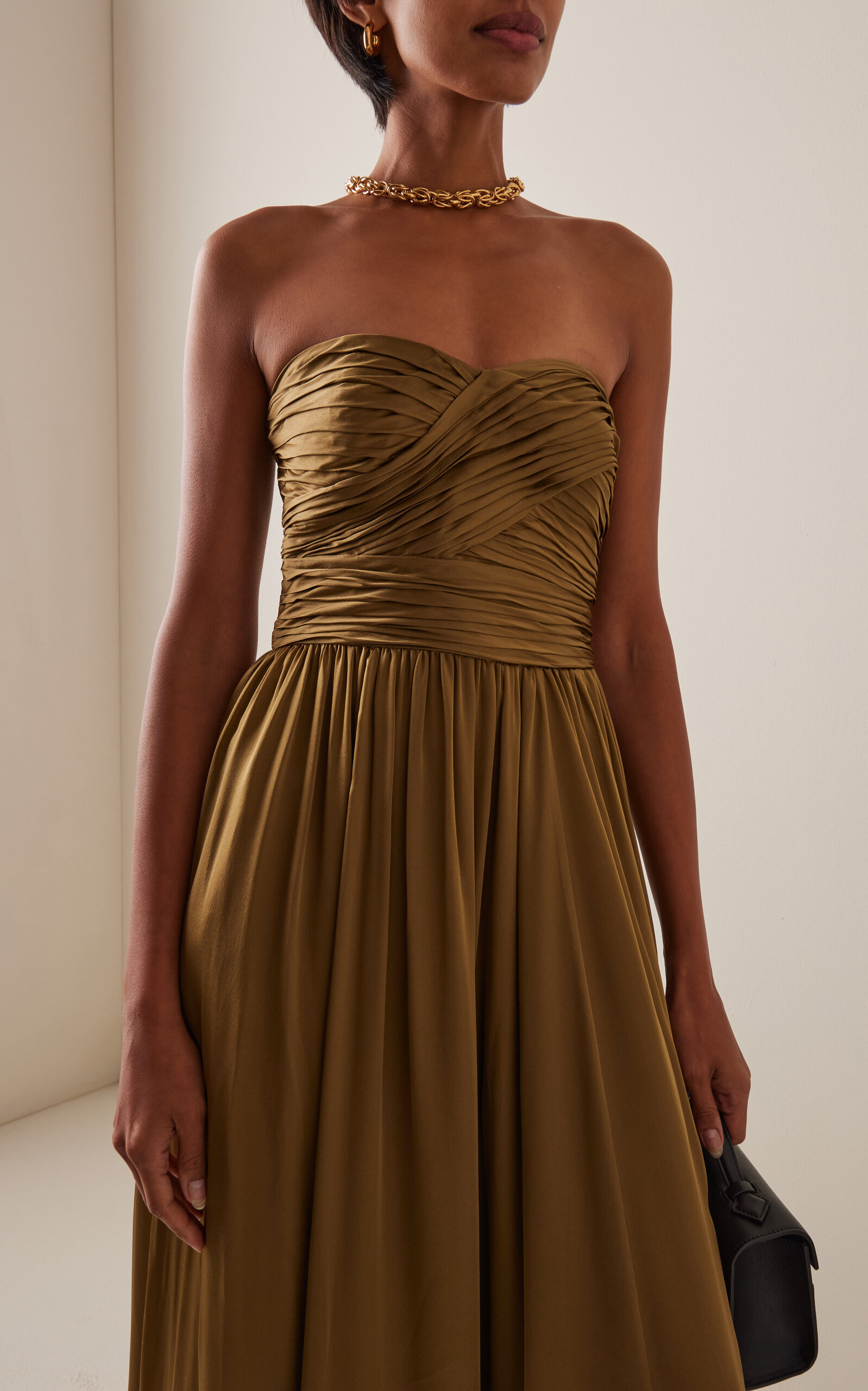 Anastasia Strapless Silk Gown olive - 2