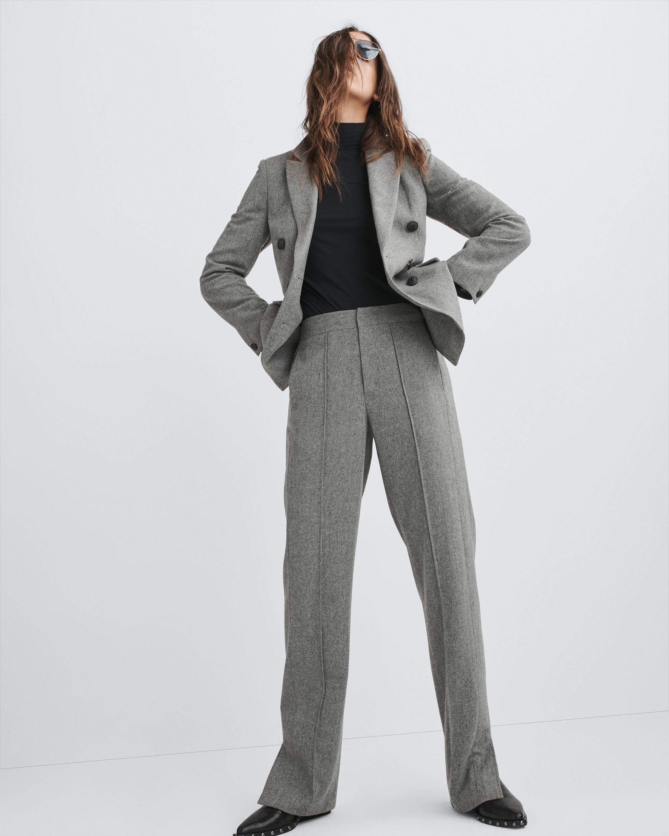 Cameron Italian Wool Pant
Classic Fit Pant - 3