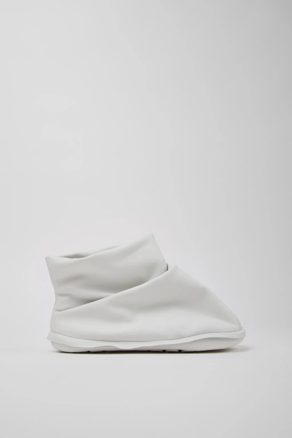 Camper x ISSEY MIYAKE - Peu Form White Leather Ankle Boots for Women. - 1