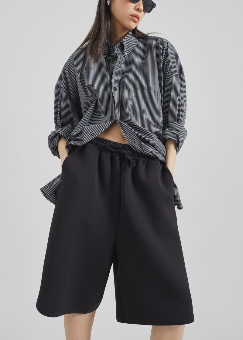 Rian Sweatshorts - Black 4
