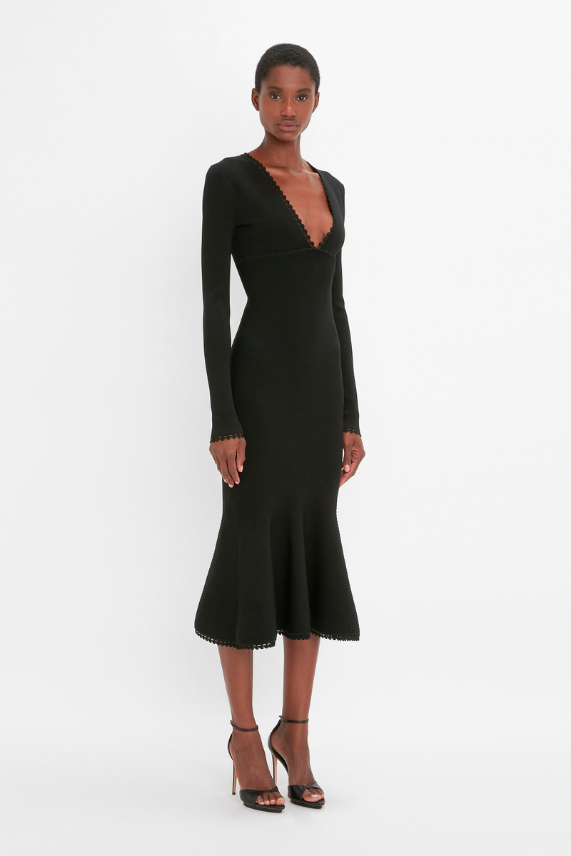 VB Body Long Sleeve V Neck Dress In Black 3