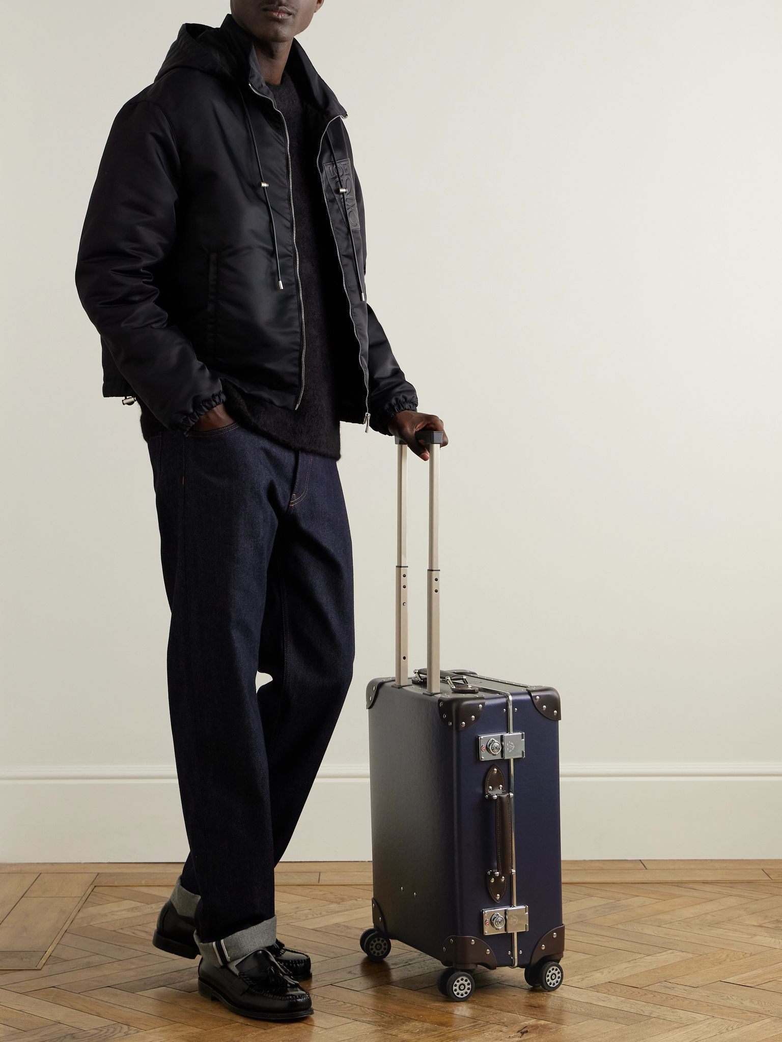Metropolis Leather-Trimmed Vulcanised Fibreboard Carry-On Suitcase Navy - 2