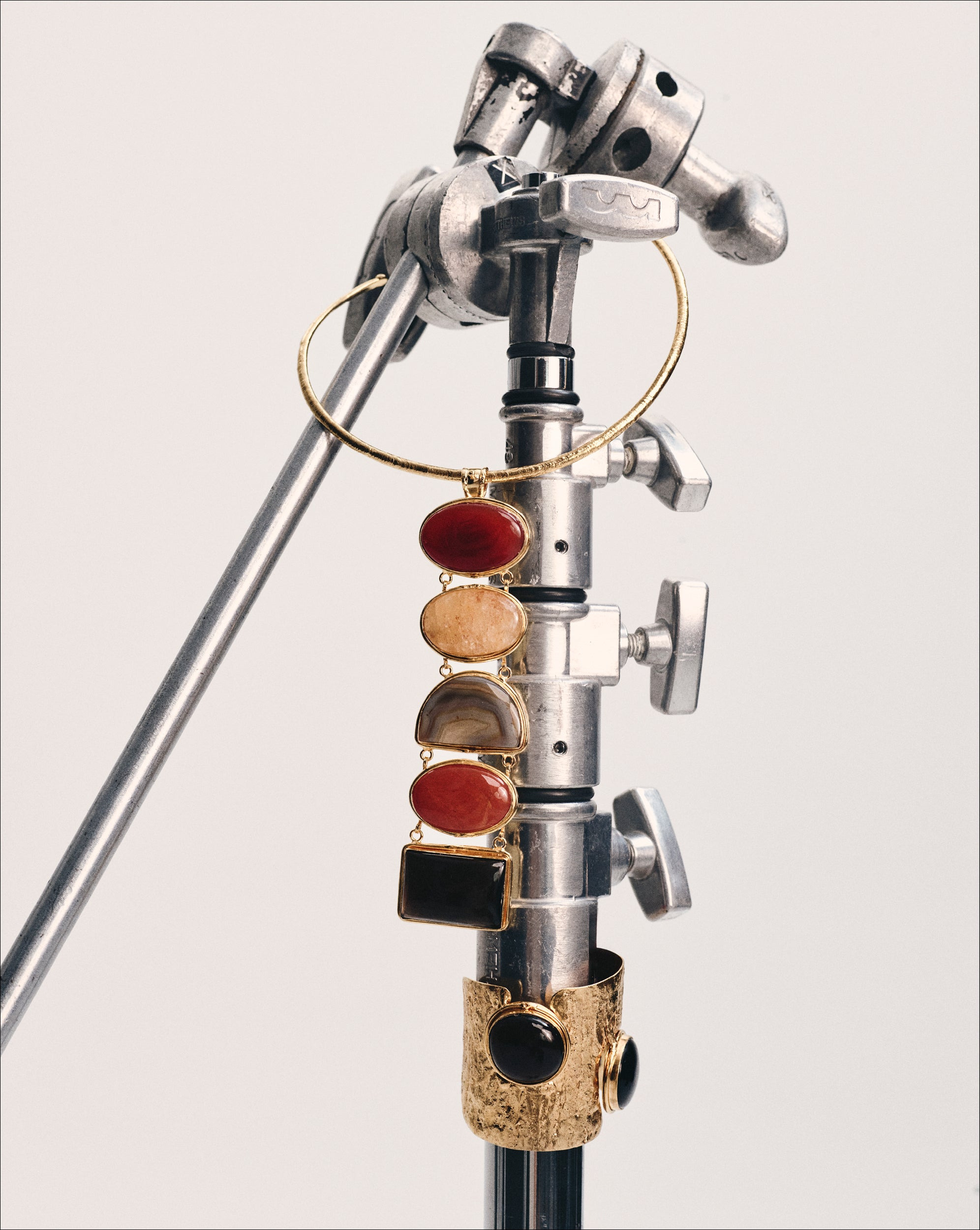 TORQUE SEMI-PRECIOUS STONE NECKLACE - 5