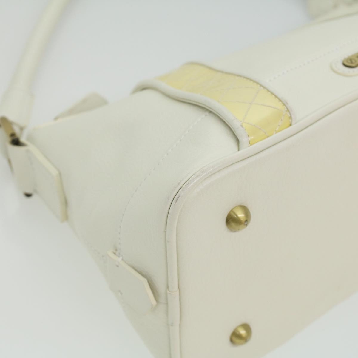 Burberry Shoulder Bag Leather White - 16