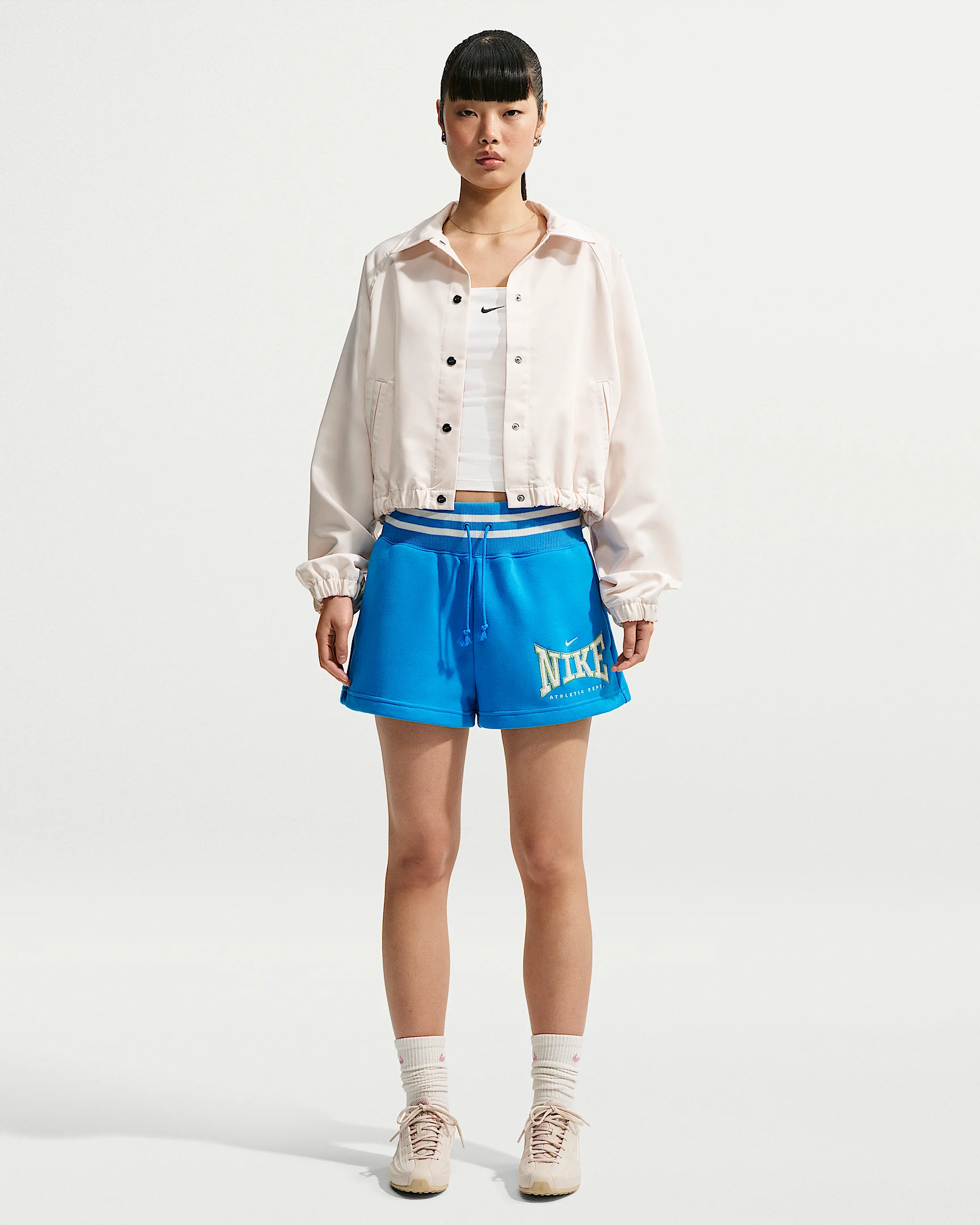 Nike Sportswear Phoenix Fleece Women's High-Waisted 4" Shorts - 1