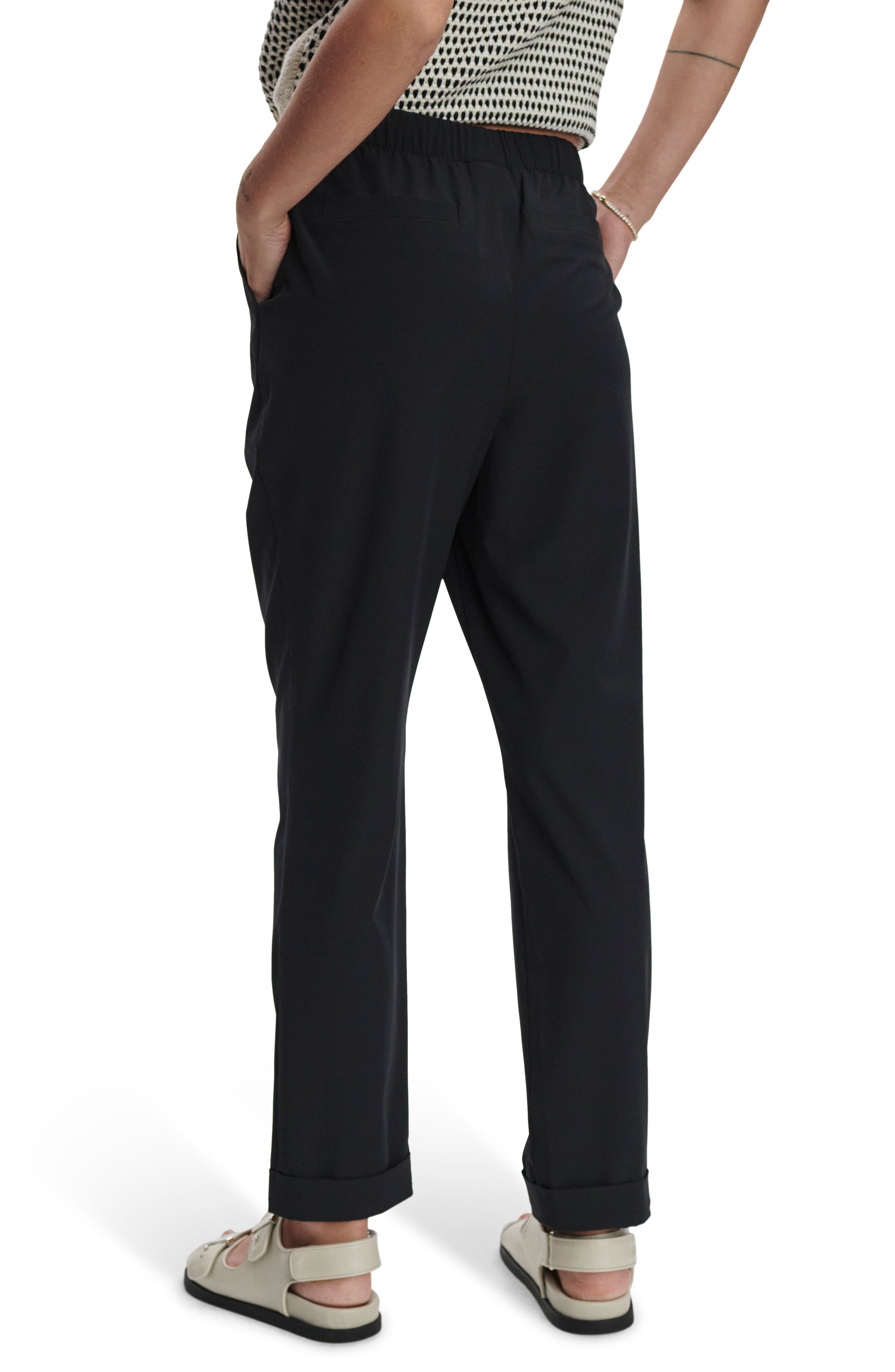 Varley Alana Slim Tapered Pants in Black at Nordstrom - 2